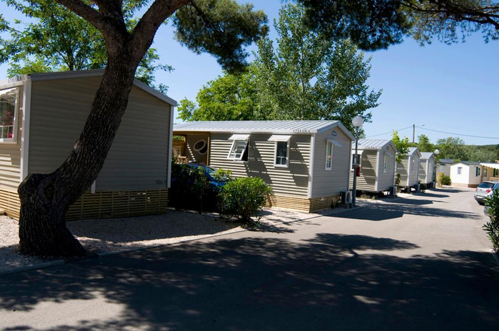 Camping Pascalounet Hotel La Couronne  Bagian luar foto